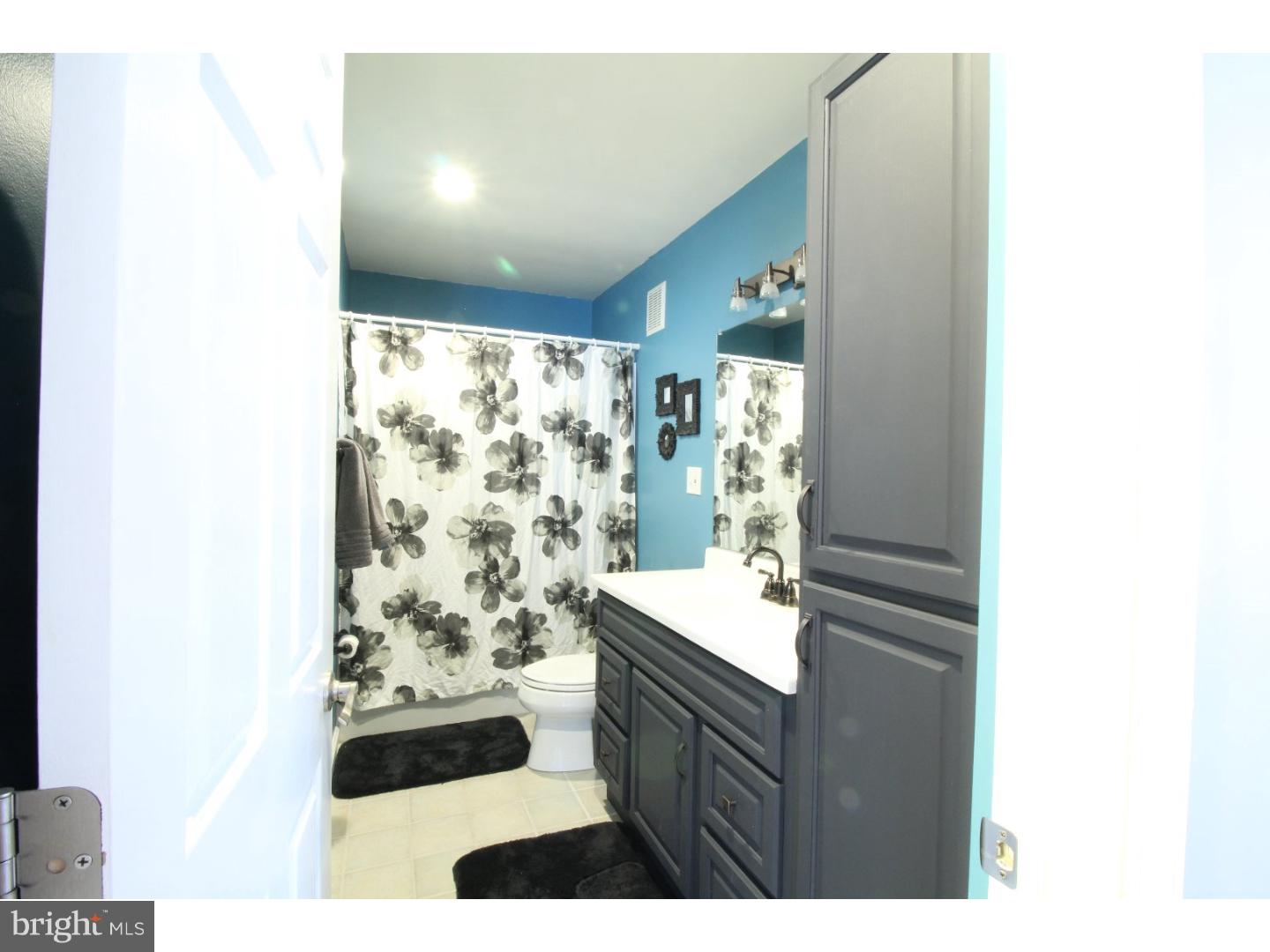 4 Shellflower Lane Hamilton Square, NJ 08690 - Photo 10 of 21 Gallery Image 10