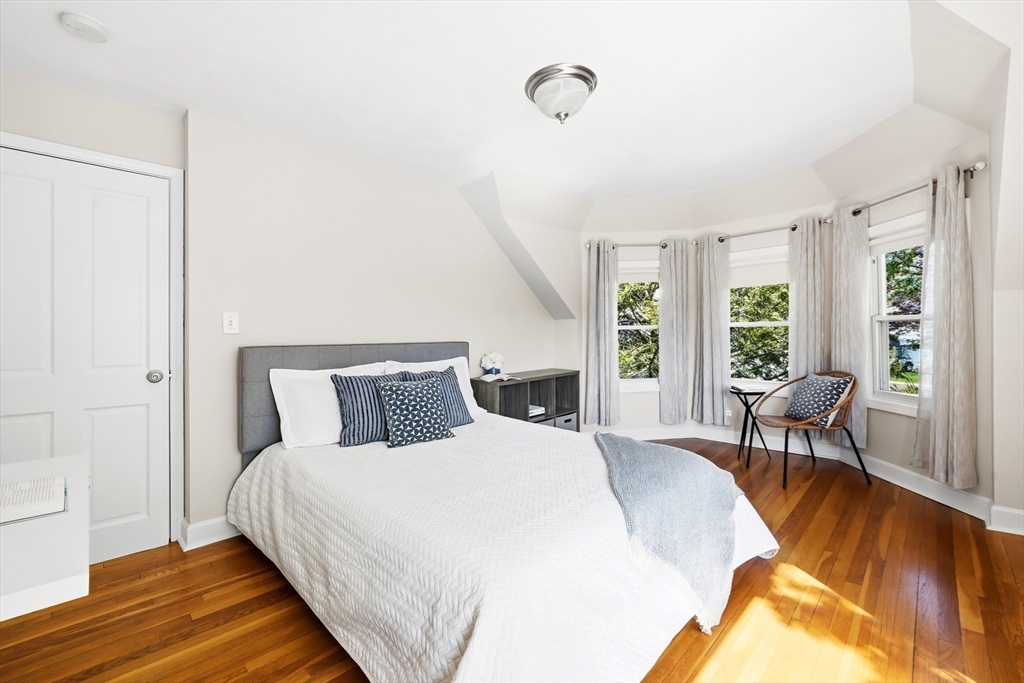 41 Cross Street Winchester, MA 01890 - Photo 4 of 41