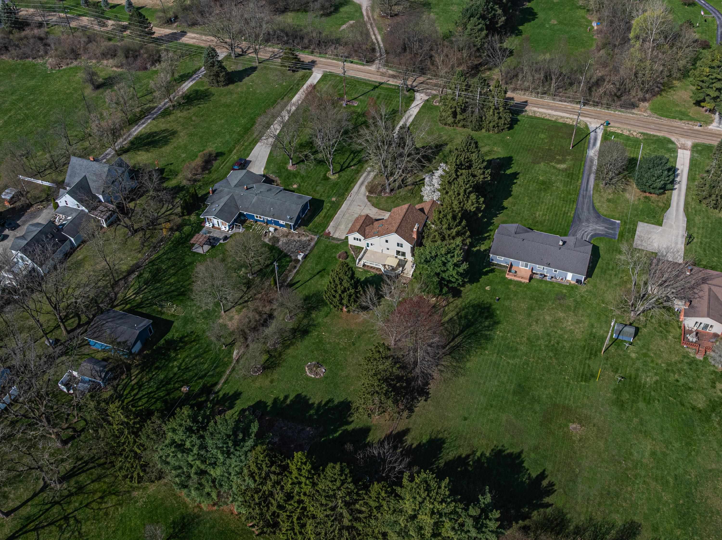 5590 Edgar Road Clarkston, MI 48346 - Photo 47 of 51 50172448-3ceabc48-38b7-4f68-afa8-6b73cbd93c05.JPG