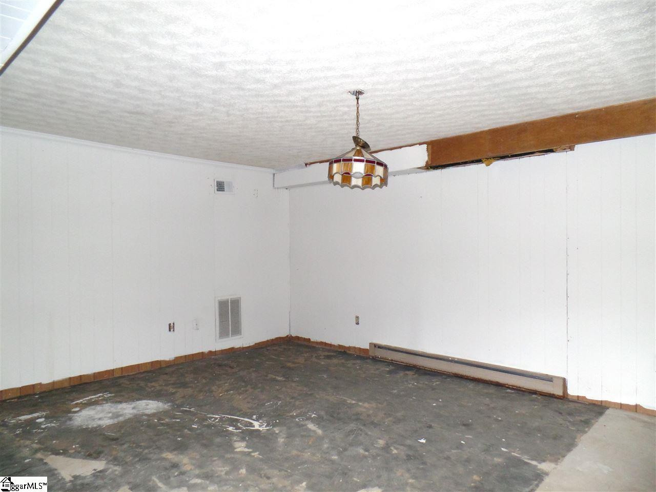 290 Pine Forest Road Travelers Rest, SC 29690 - Photo 14 of 17 Gallery Image 14