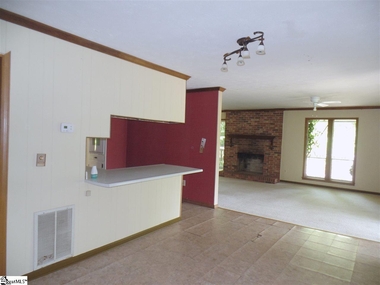 290 Pine Forest Road Travelers Rest, SC 29690 - Photo 4 of 17 Gallery Image 4