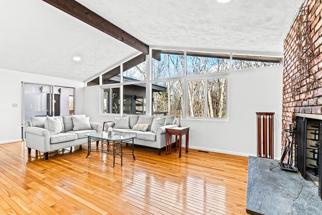 32 Indian Ridge Road Natick, MA 01760 - Photo 11 of 42 Gallery Image 11