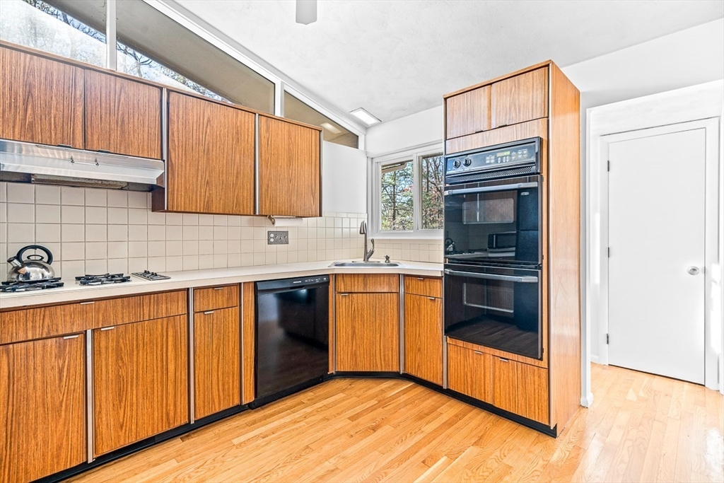 32 Indian Ridge Road Natick, MA 01760 - Photo 15 of 42 Gallery Image 15