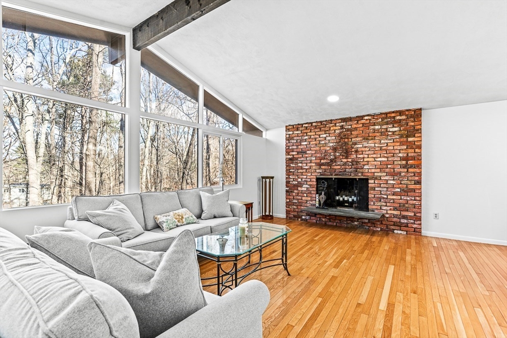 32 Indian Ridge Road Natick, MA 01760 - Photo 9 of 42 Gallery Image 9