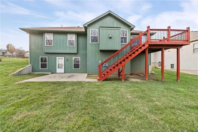 $345,000 | 4923 Parkway Drive, Leavenworth, KS 66048