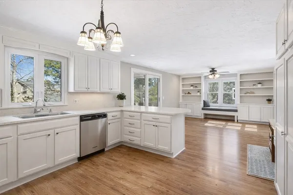 $570,000 | 1094 County Road, Bourne, MA 02534