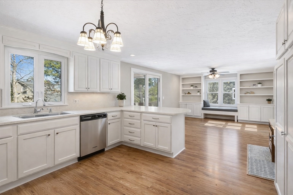 1094 County Road Bourne, MA 02534 - Photo 14 of 42