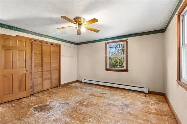 $570,000 | 1094 County Road, Bourne, MA 02534