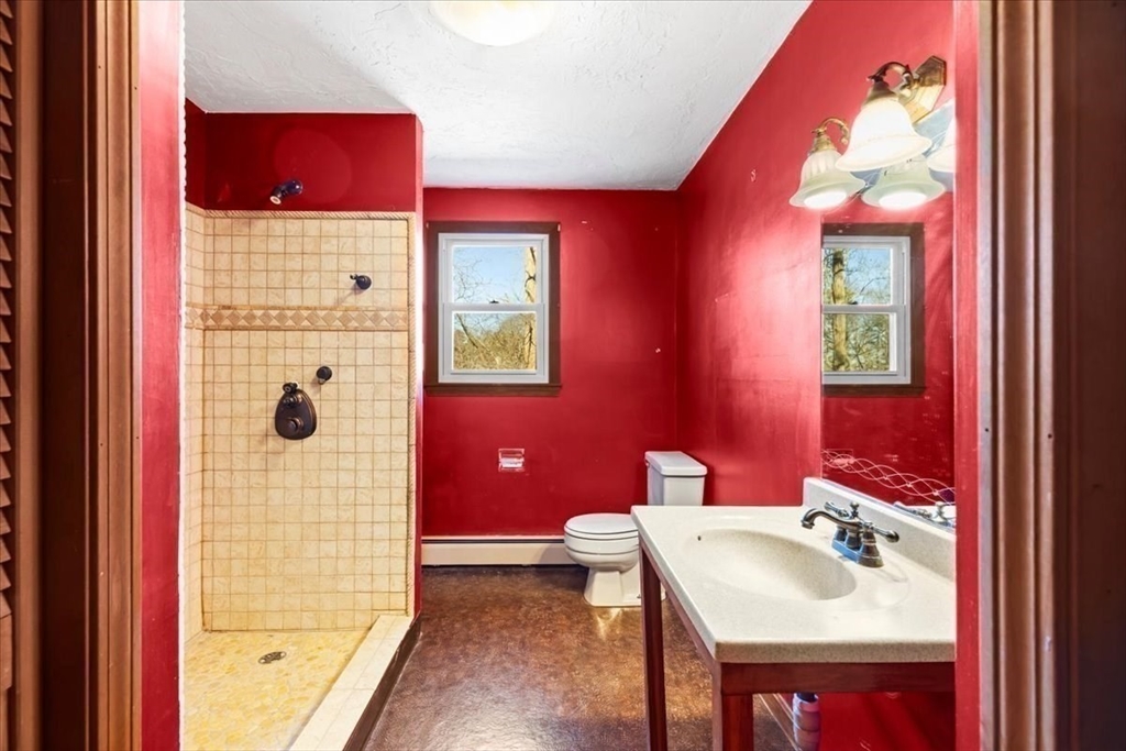 1094 County Road Bourne, MA 02534 - Photo 24 of 42