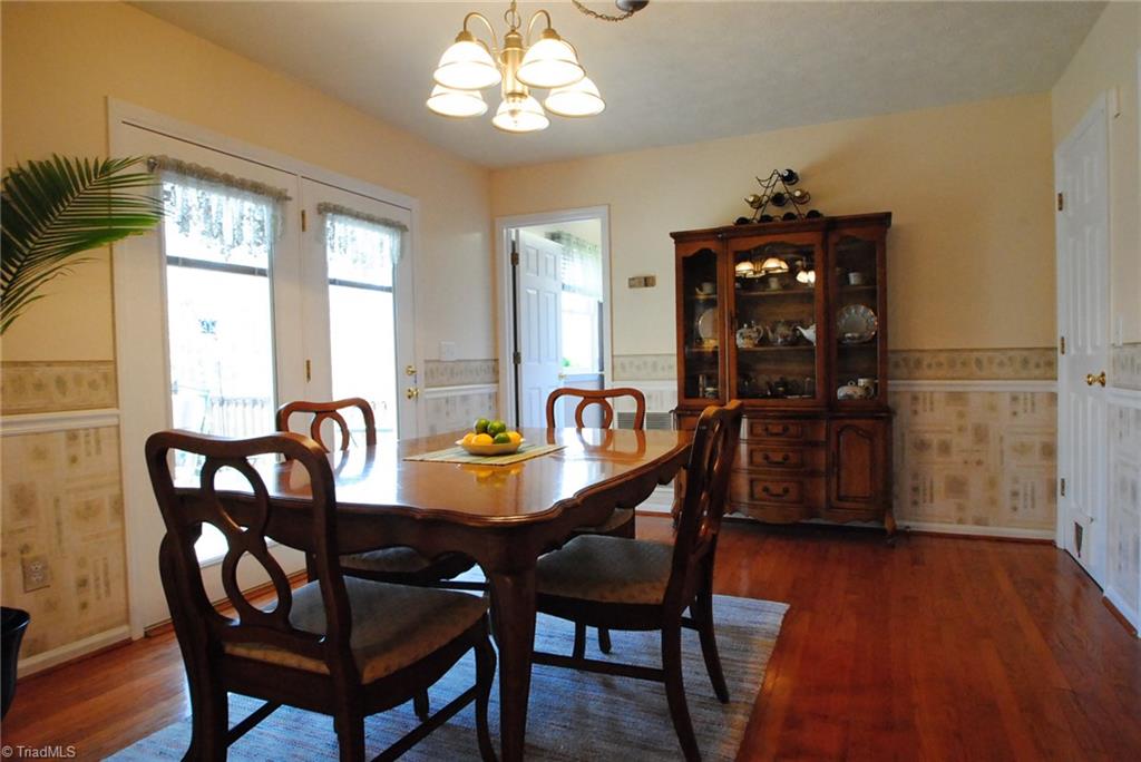 7470 McGee Road Rural Hall, NC 27045 - Photo 5 of 13 Dining Room