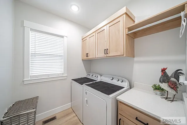 $750,000 | 1596 North 845 Street, Shelley, ID 83274