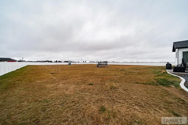 $750,000 | 1596 North 845 Street, Shelley, ID 83274