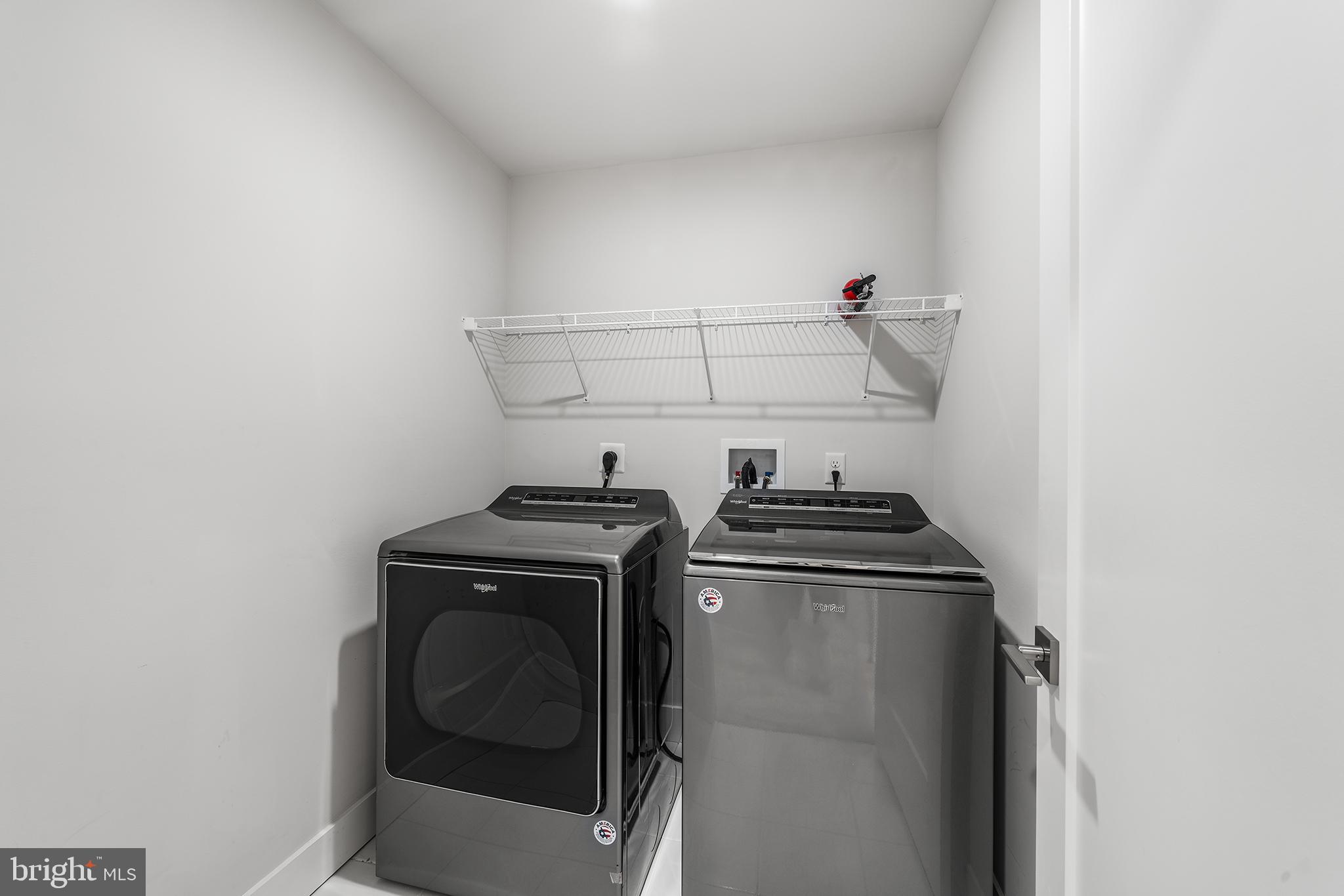 117 Foreside Road Malvern, PA 19355 - Photo 43 of 71 2nd level Washer-Dryer room