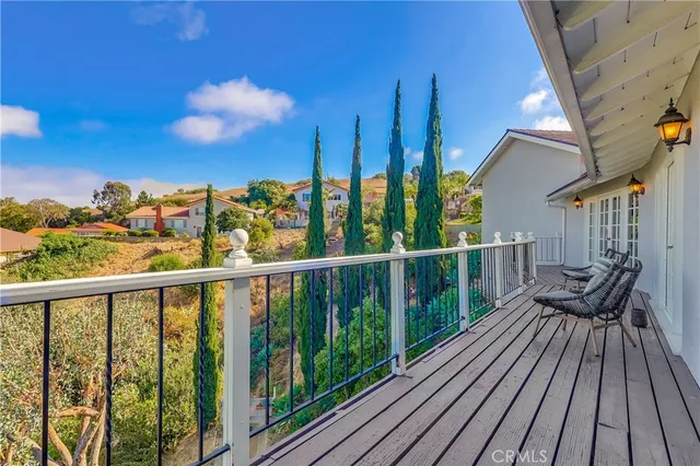 $1,990,000 | 2212 Chandeleur Drive, Rancho Palos Verdes, CA 90275