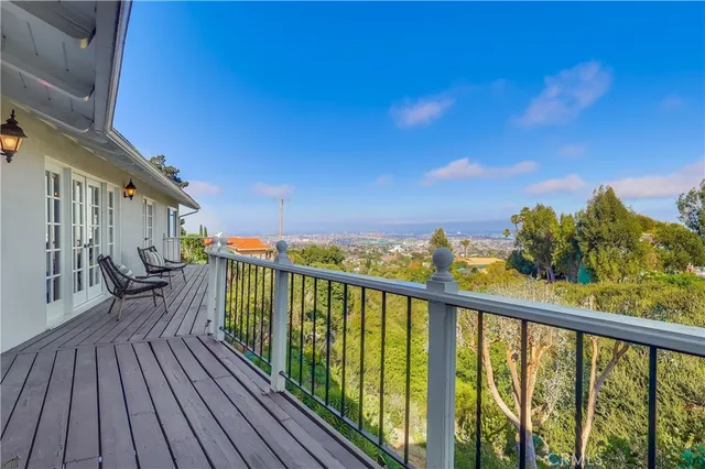 $1,990,000 | 2212 Chandeleur Drive, Rancho Palos Verdes, CA 90275