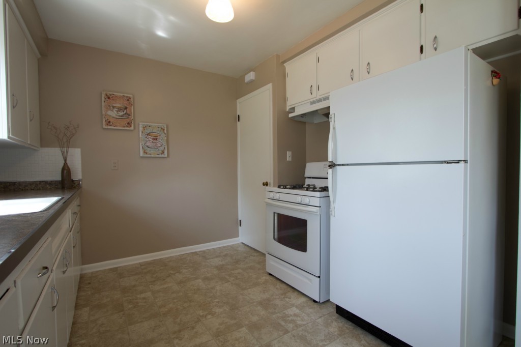 30094 Warren Road Wickliffe, OH 44092 - Photo 8 of 25 Gallery Image 8