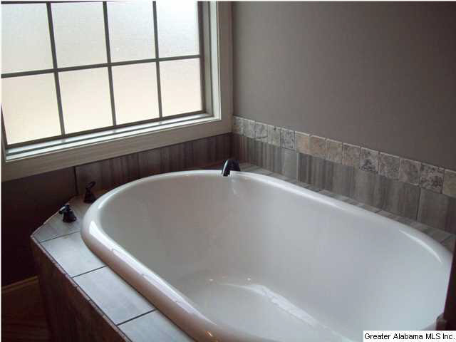 409 North Highland Ridge Lane, Unit 20 Chelsea, AL 35043 - Photo 20 of 32