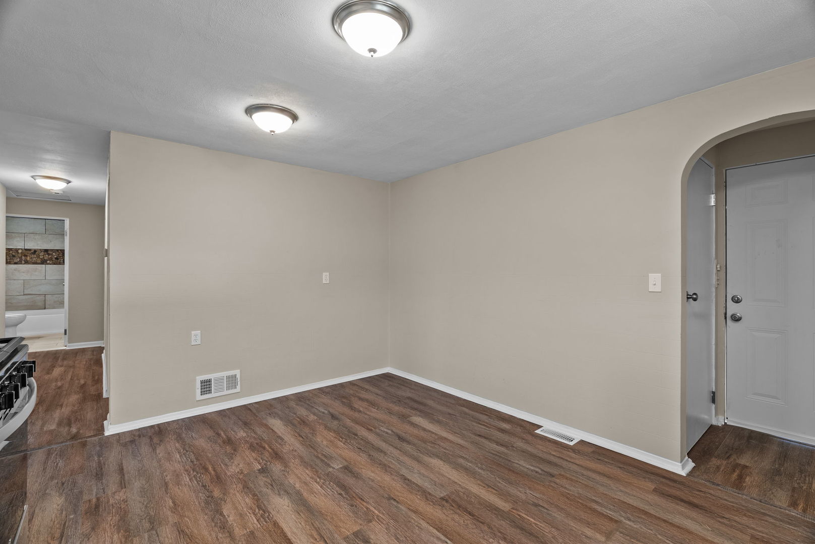 7832 Main Street Walsh, IL 62297 - Photo 9 of 29 Gallery Image 9