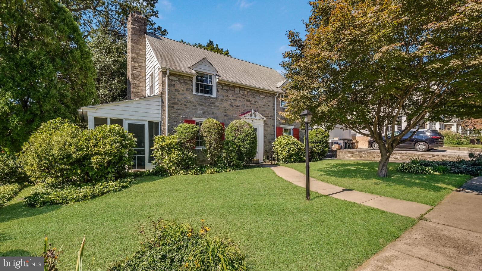 550 Midvale Road Upper Darby, PA 19082 - Photo 3 of 34