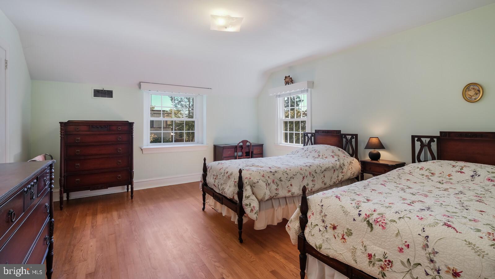 550 Midvale Road Upper Darby, PA 19082 - Photo 22 of 34