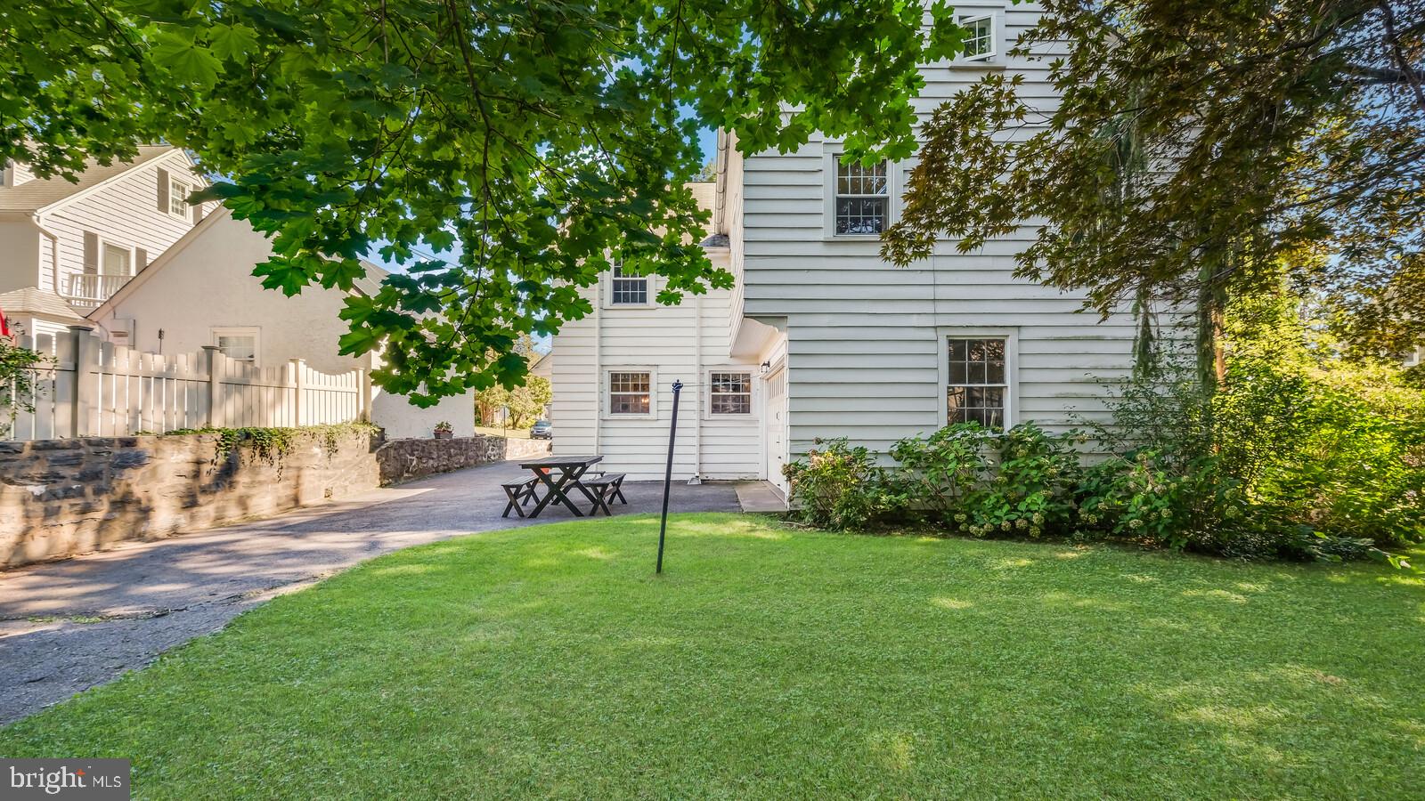 550 Midvale Road Upper Darby, PA 19082 - Photo 6 of 34