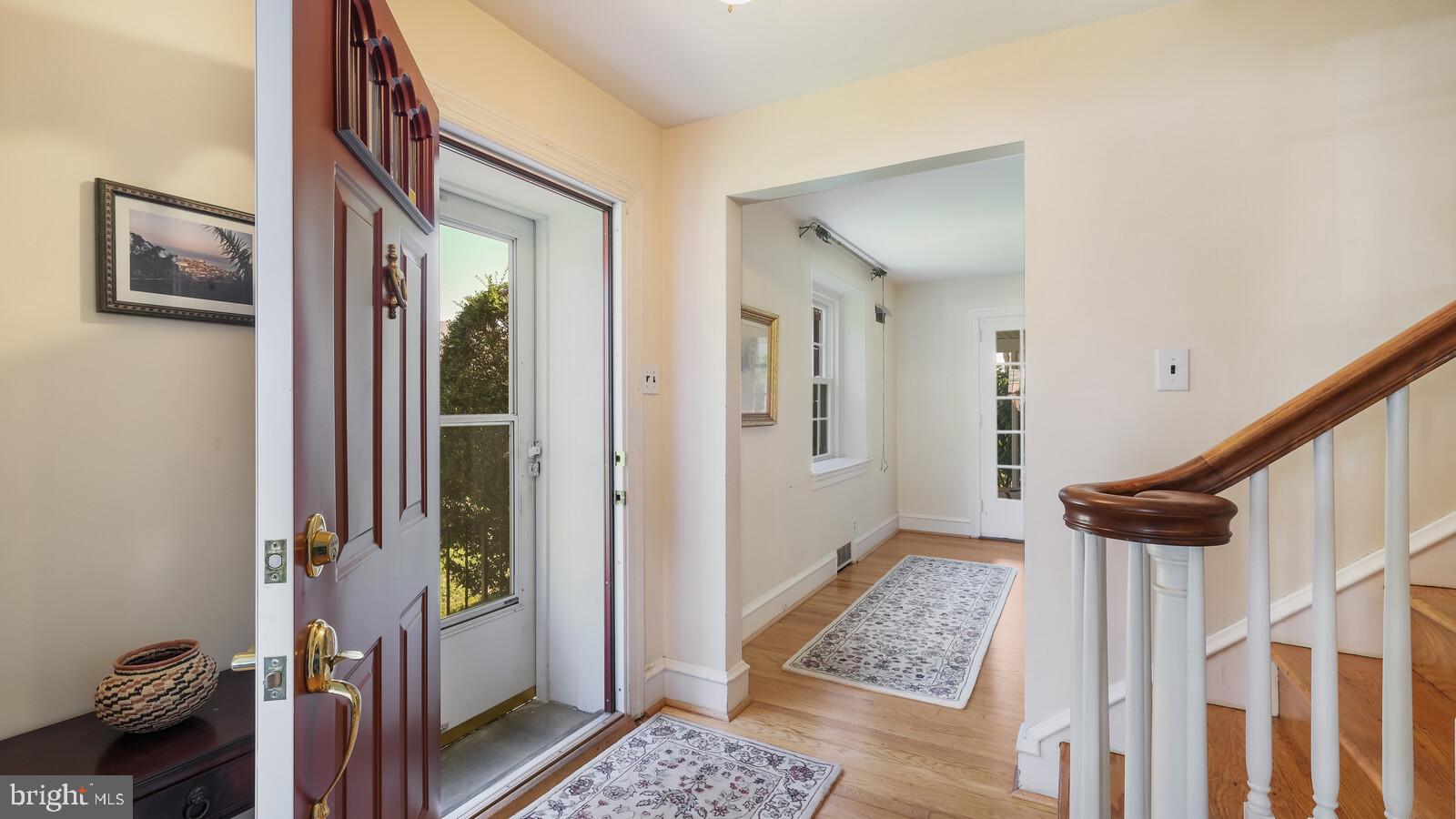550 Midvale Road Upper Darby, PA 19082 - Photo 9 of 34