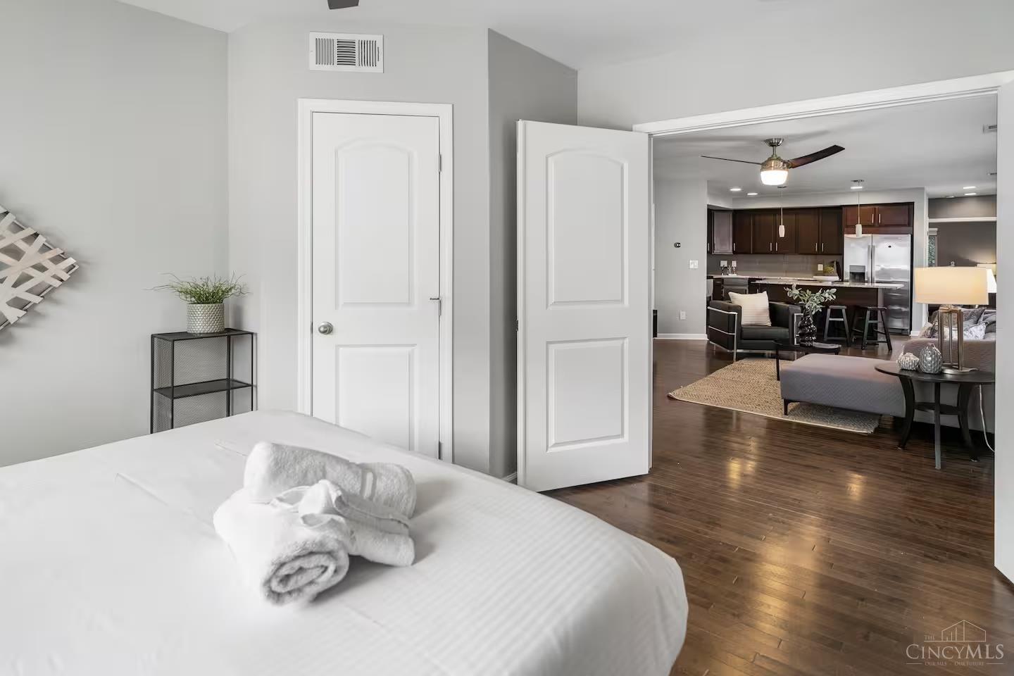 2201 Reading Road, Unit 1 Cincinnati, OH 45219 - Photo 19 of 46 Gallery Image 19