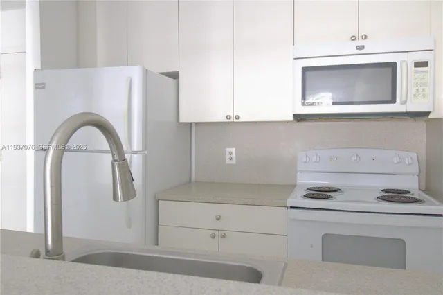 $1,550 | 1225 Northeast 124th Street, Unit 34B, North Miami, FL 33161