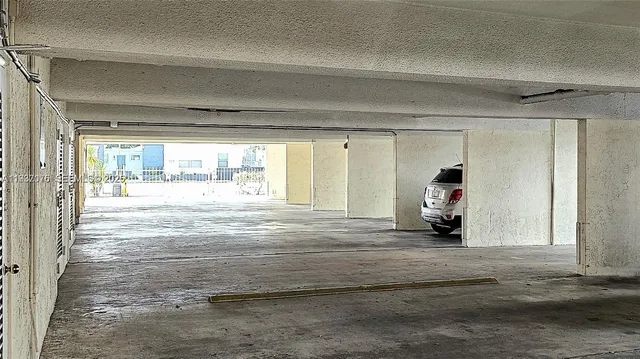 $1,500 | 1225 Northeast 124th Street, Unit 34B, North Miami, FL 33161