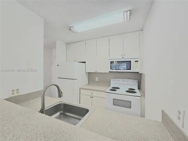 $1,500 | 1225 Northeast 124th Street, Unit 34B, North Miami, FL 33161