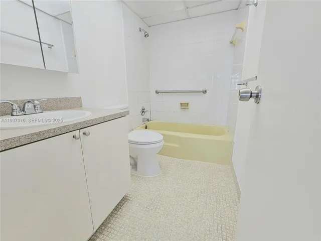 $1,550 | 1225 Northeast 124th Street, Unit 34B, North Miami, FL 33161