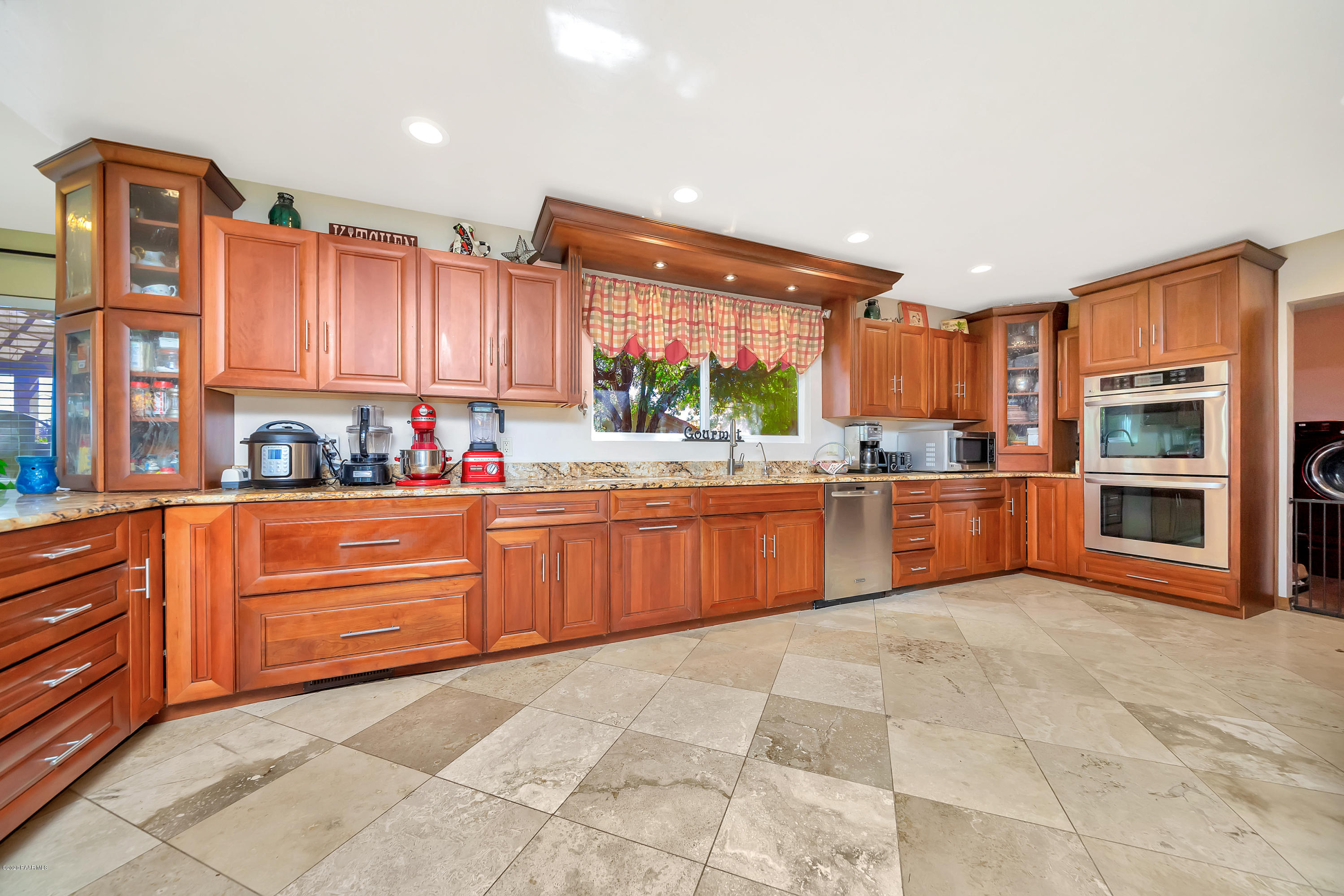 771 Rolling Hills Road Paulden, AZ 86334 - Photo 14 of 48 023_Kitchen