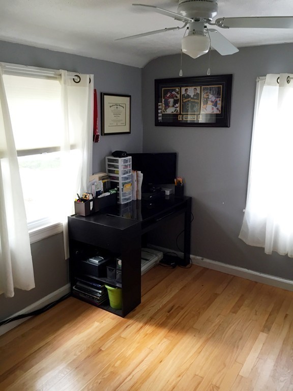 114 Abbott Street Springfield, MA 01118 - Photo 16 of 21 Gallery Image 16