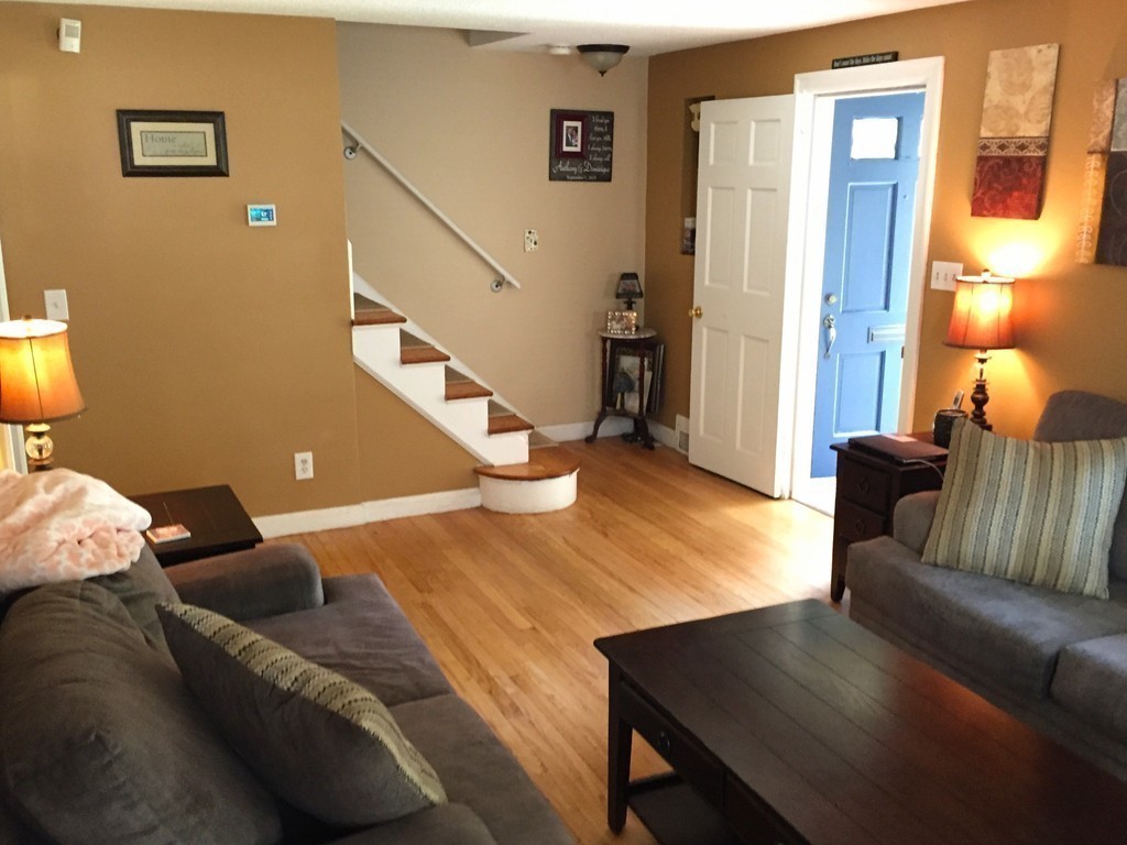 114 Abbott Street Springfield, MA 01118 - Photo 9 of 21 Gallery Image 9