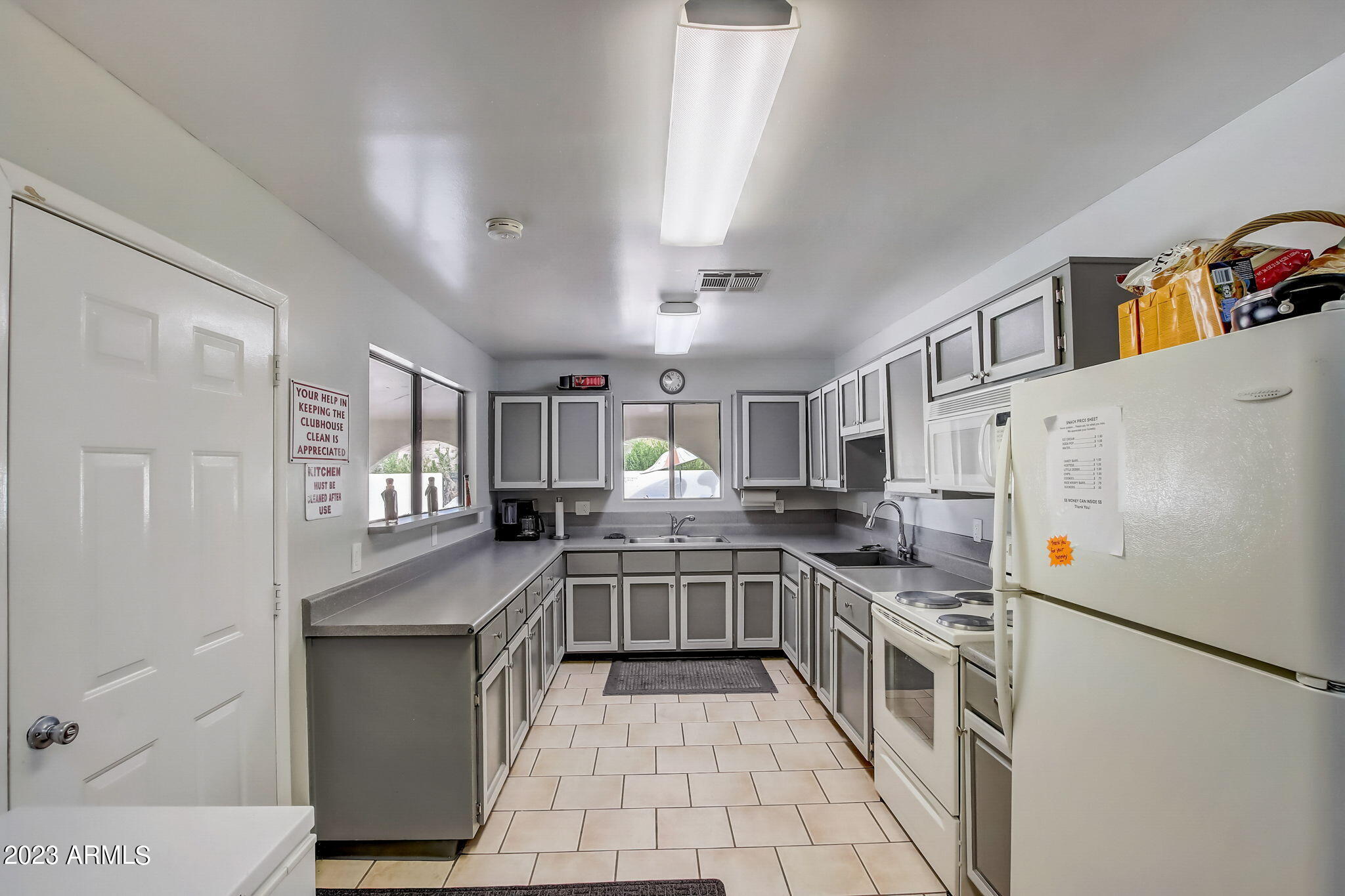 3270 South Goldfield Road, Unit 420 Apache Junction, AZ 85119 - Photo 28 of 30 Kitchen Area