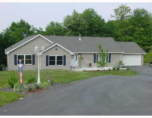 277 Evans Road Zelienople, PA 16063 - Photo 1 of 8 Exterior Front.