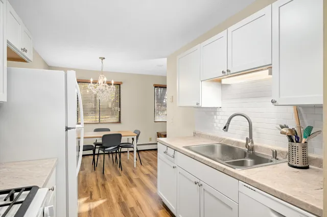 $105,000 | 4101 Parklawn Avenue, Unit 121, Edina, MN 55435