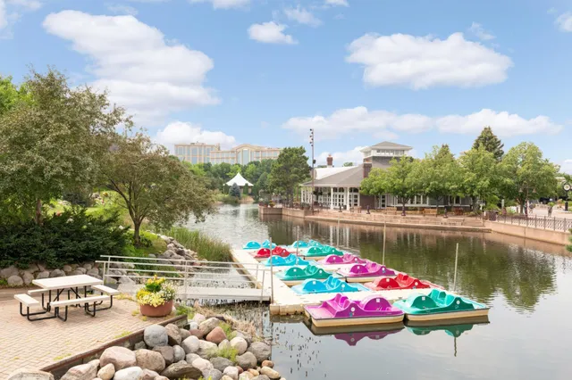 $105,000 | 4101 Parklawn Avenue, Unit 121, Edina, MN 55435