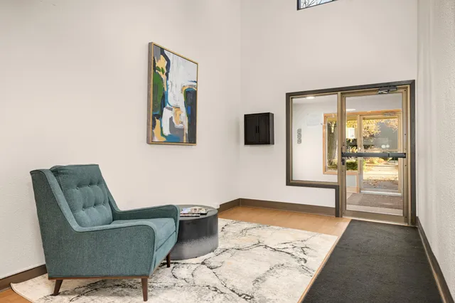 $105,000 | 4101 Parklawn Avenue, Unit 121, Edina, MN 55435