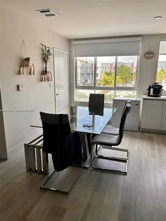 $3,300 | 2561 Northeast 193rd Street, Unit 1201, Miami, FL 33180