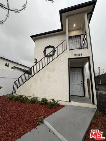$4,500 | 8624 Graham Avenue, Unit B, Los Angeles, CA 90002