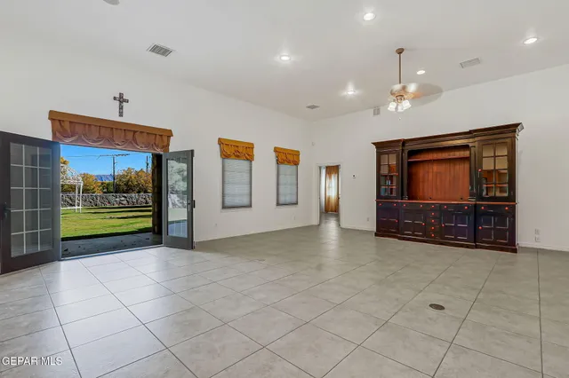 $1,200,000 | 5540 Westside Drive, El Paso, TX 79932