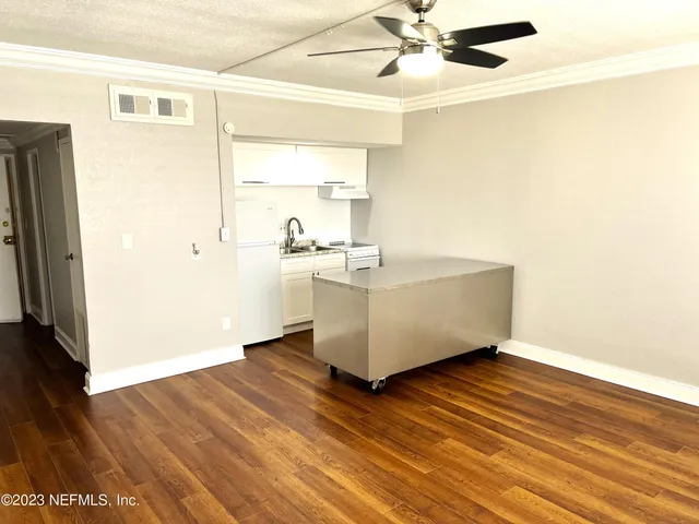 $85,900 | 311 West Ashley Street, Unit 1011, Jacksonville, FL 32202