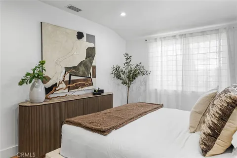 $3,300,000 | 608 Jasmine Avenue, Corona del Mar, CA 92625