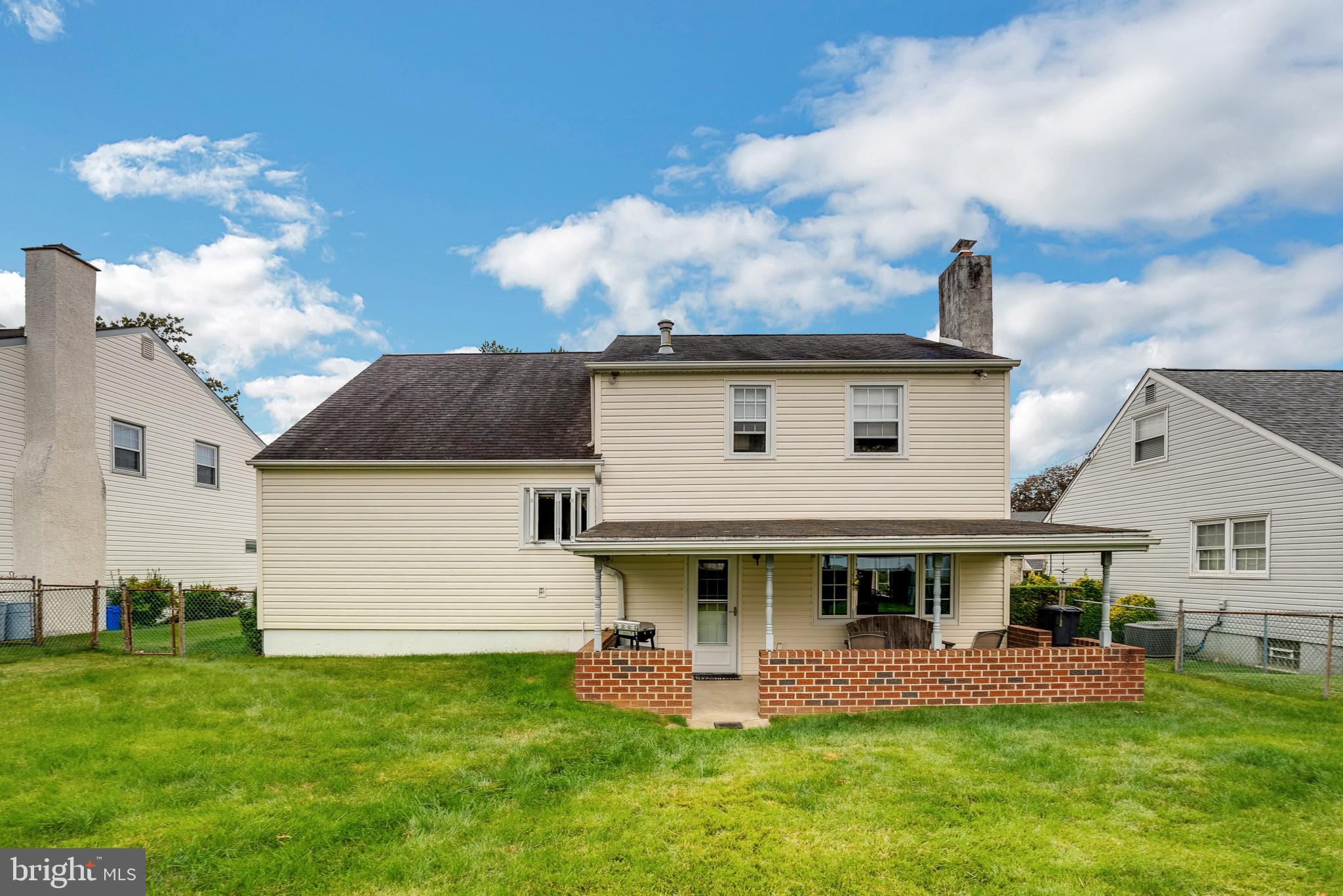 13038 Sewell Road Philadelphia, PA 19116 - Photo 4 of 30