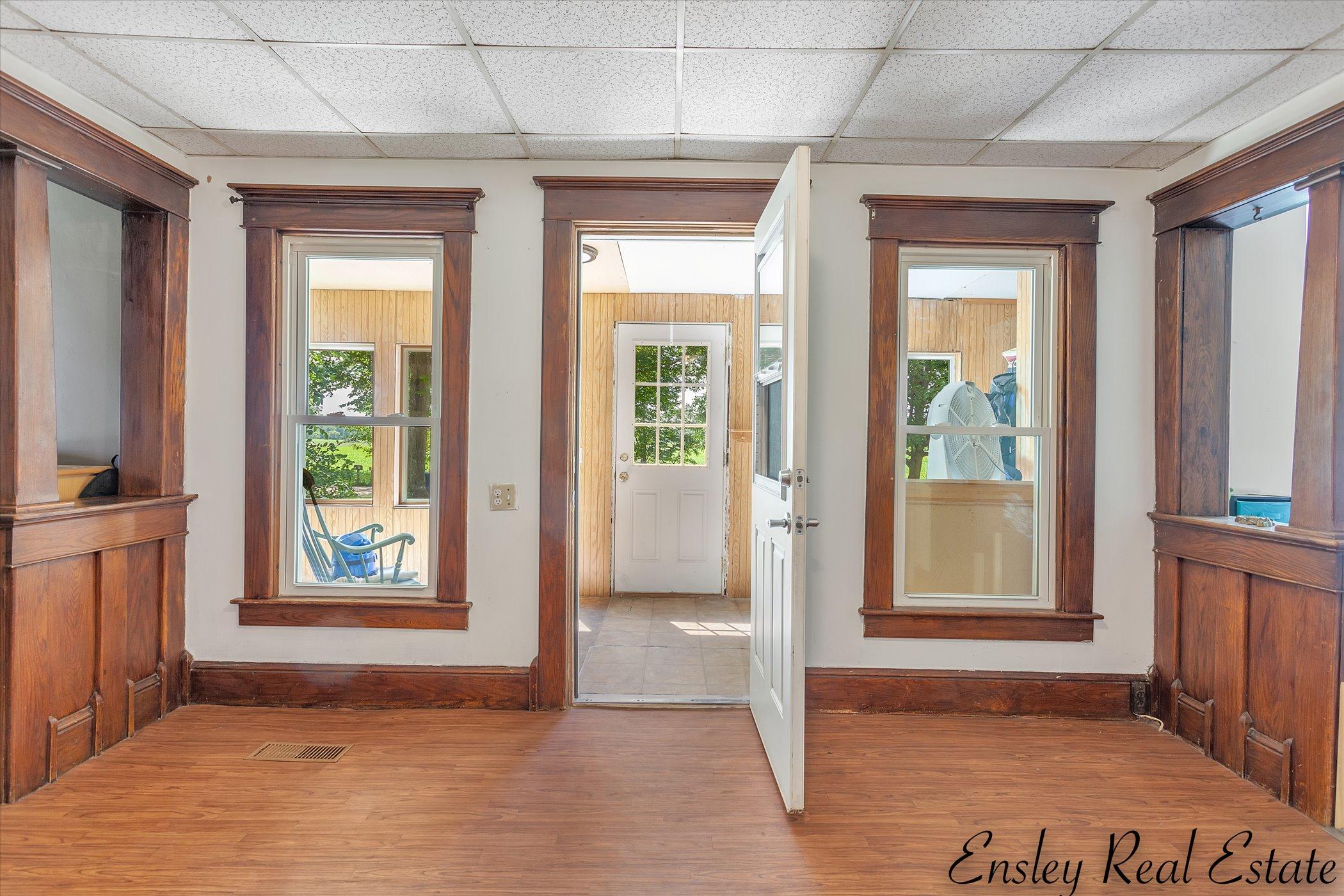 8450 Satterlee Road Lakeview, MI 48850 - Photo 6 of 28 07-8450 Satterlee Rd-Windowstill Real Es