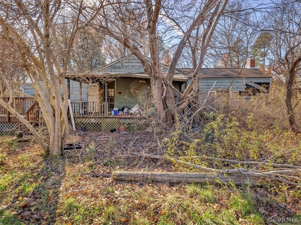 9601 Cattail Road Chesterfield, VA 23838 - Photo 4 of 16 a view of a house with a yard