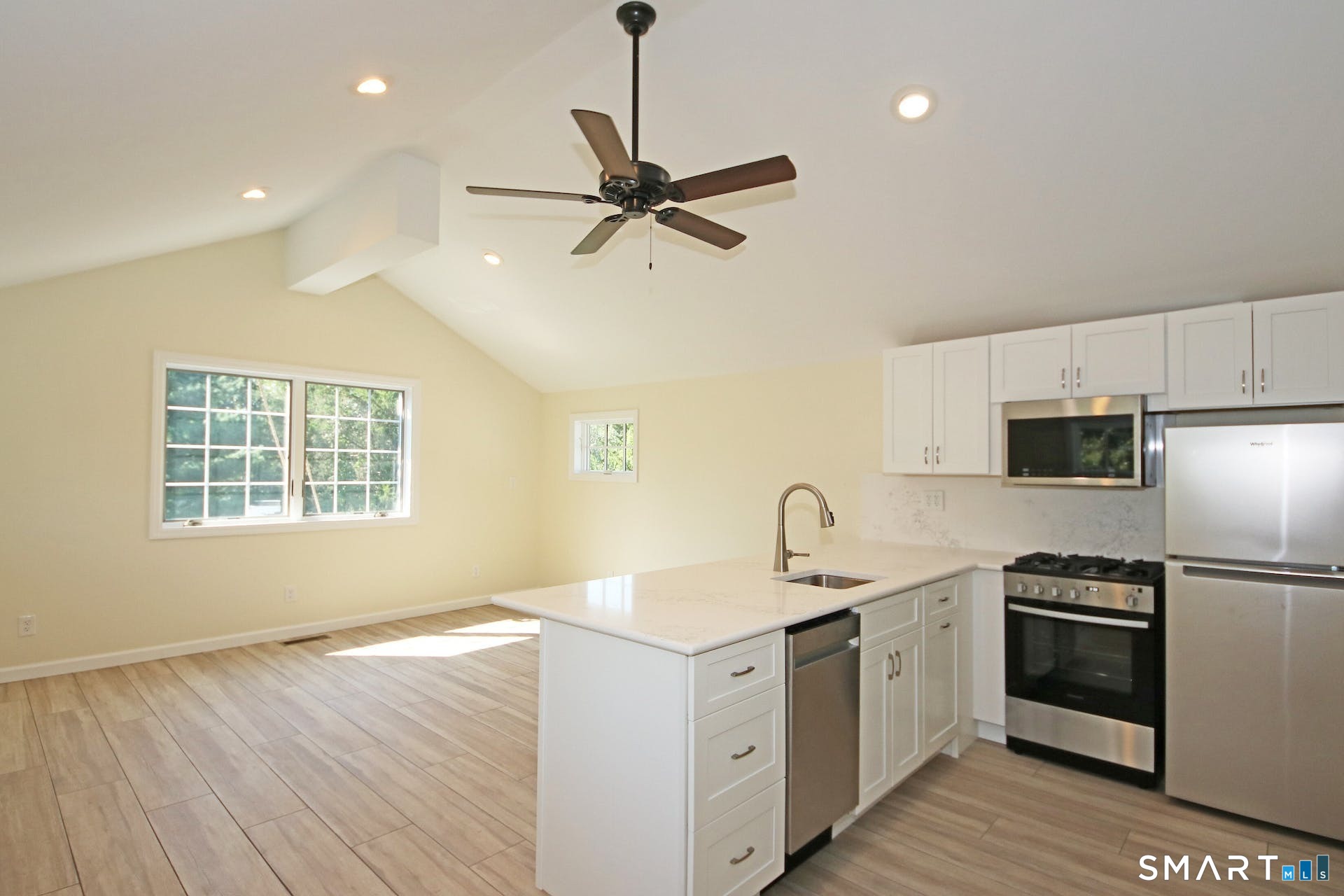 3509 Redding Road Fairfield, CT 06824 - Photo 14 of 27 Gallery Image 14