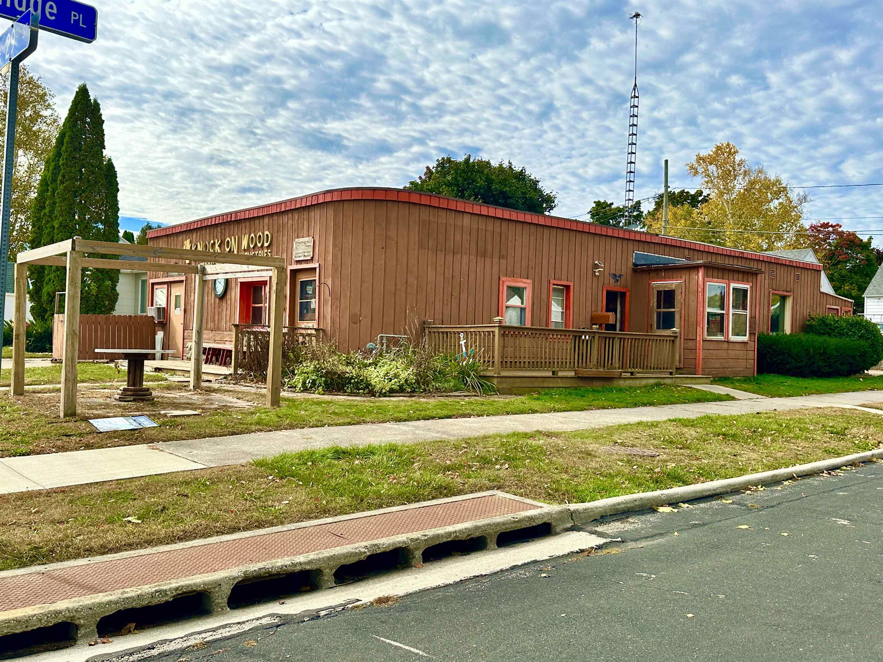 502 South 29th Street Manitowoc, WI 54220 - Photo 2 of 21