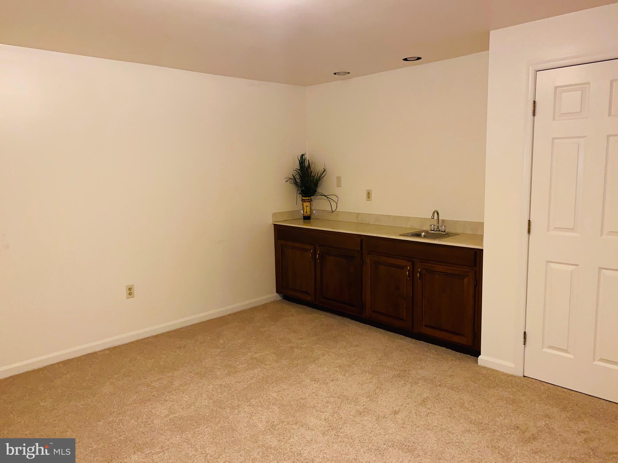 2017 Raleigh Road Hummelstown, PA 17036 - Photo 22 of 29 Wet bar, cabinets and two closets